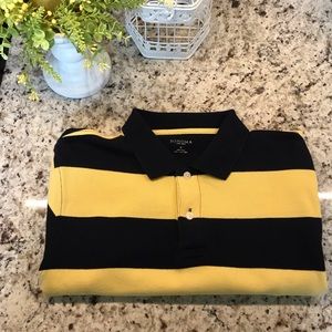 Short sleeve polo shirt
